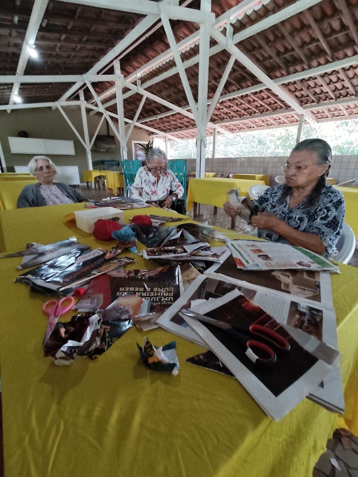 Voluntários e residentes do LEAN